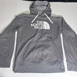 The North Face Hoodie Men's Medium Gray/White Spell Out Hooded Pullover Hiking